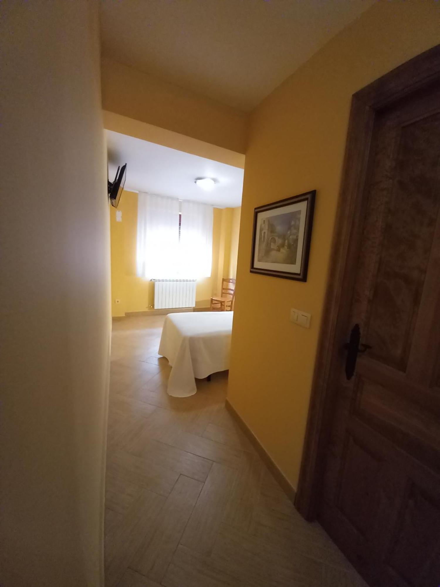 Hotel Rural Orquidea Velilla del Rio Carrion エクステリア 写真